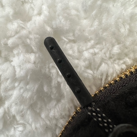 🆕 Lululemon Everywhere Belt Bag Fleece Black - Picture 6 of 14